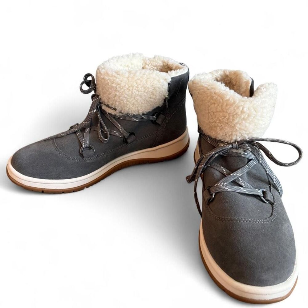 Ugg Women's Grey Boots